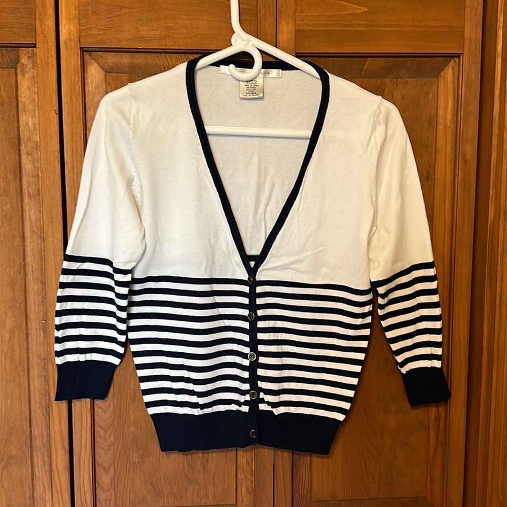 3/4” sleeve Button Front Women’s Sweater